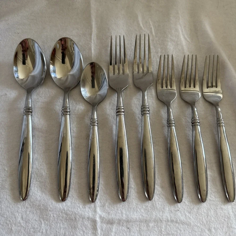 Hampton Silversmiths HSV74 3 Bands 8 Pieces forks, spoons Flatware Silverware